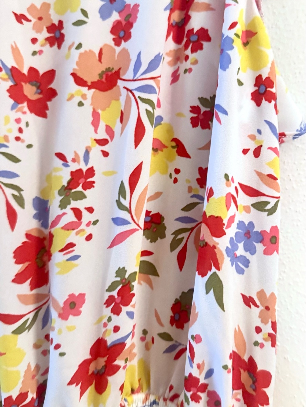 Le Lis Women's White Bright Floral Sleeveless Smocked Waist Romper Size S - Picture 7 of 11